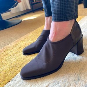 Donald J Pilner vintage block heel size 8